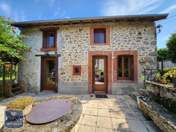 Maison à louer 3 pièces 85m² Cognac-la-Forêt (87310)