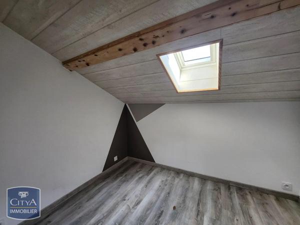 Maison à louer 3 pièces 85m² Cognac-la-Forêt (87310)