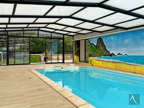 Maison contemporaine de 160 m² au sol Terrain 826 m² 4 chambres Saint-Germain-lès-Arpajon