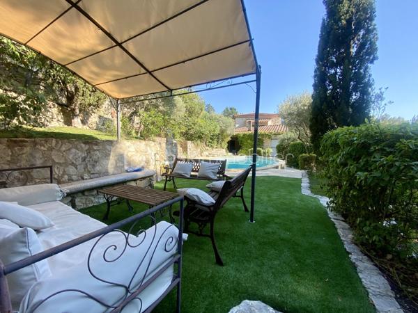 Maison traditionnelle de 218 m²