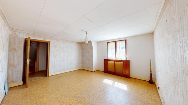 À vendre – Duplex esprit maison avec jardin, garage et potentiel d’aménagement – Ensisheim