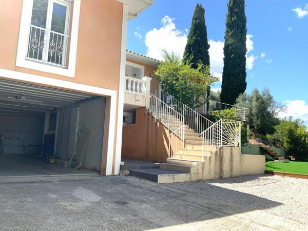 Belle Maison 161 m2 sur parcelle de 826m2