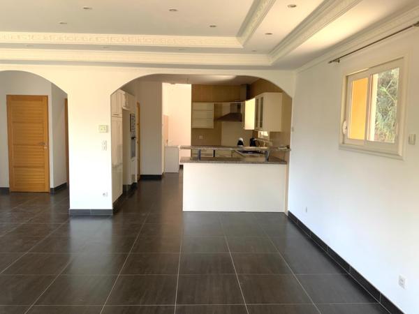 Belle Maison 161 m2 sur parcelle de 826m2