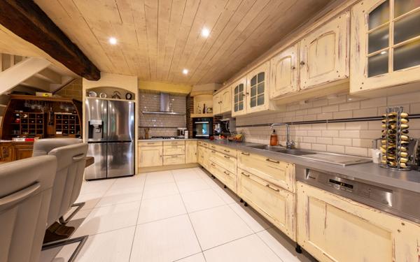 Maison à vendre    4 pièces •  Le Thou