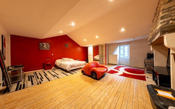 Maison à vendre    4 pièces •  Le Thou