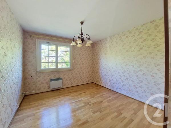 Maison à vendre  4 pièces - 96 m 2   NEMOURS  - 77