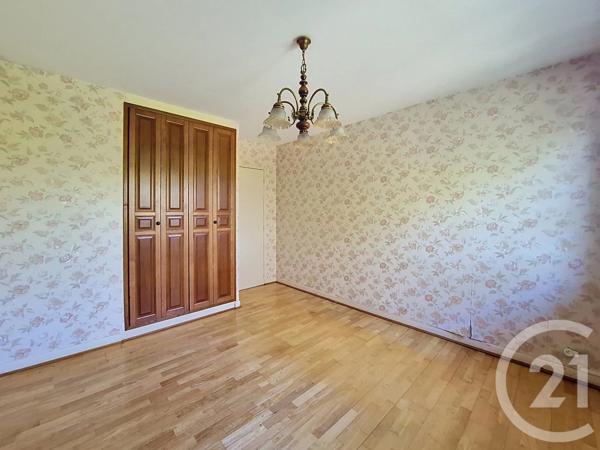 Maison à vendre  4 pièces - 96 m 2   NEMOURS  - 77