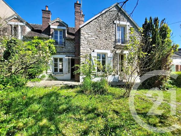 Maison à vendre  4 pièces - 96 m 2   NEMOURS  - 77