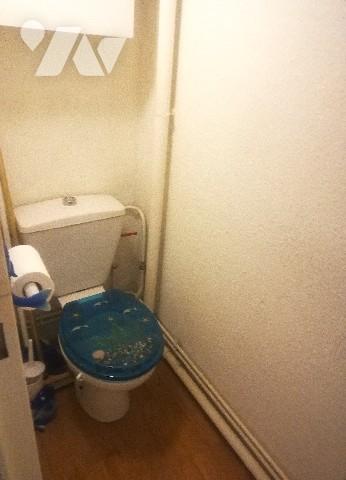 A 500 m des plages et de l'océan, bel appartement en rez de chaussée avec terrasse et jardin privé.