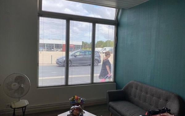 Immeuble à vendre    3 pièces • 100 m2 Rochefort