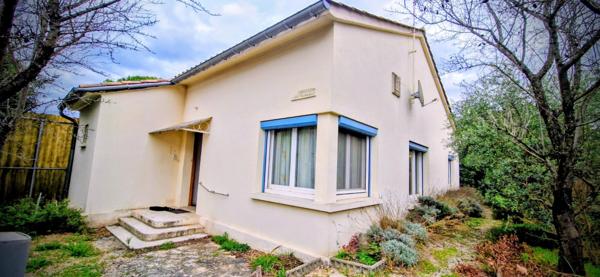 maison plain pied sur 426 m² de terrain Bollène (84500)