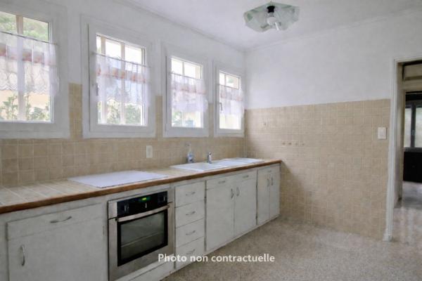 maison plain pied sur 426 m² de terrain Bollène (84500)