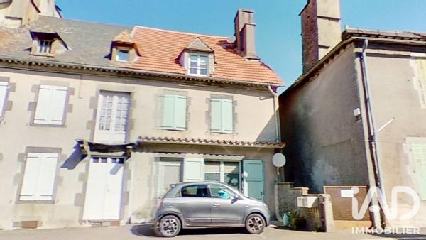 Maison à vendre 7 pièces 125 m² Ally