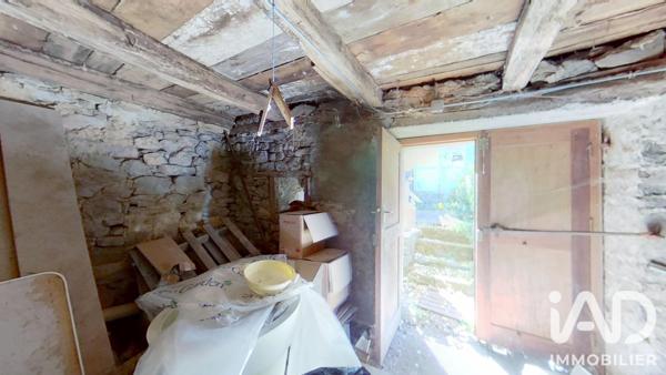 Maison à vendre 7 pièces 125 m² Ally