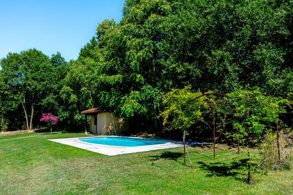 A vendre Demeure en Pierre de prestige proche Auch avec Piscine sans vis a vis
