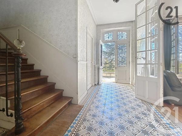 Maison à vendre  14 pièces - 275,52 m 2   AVON  - 77