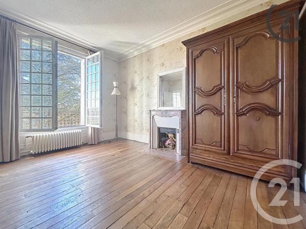 Maison à vendre  14 pièces - 275,52 m 2   AVON  - 77
