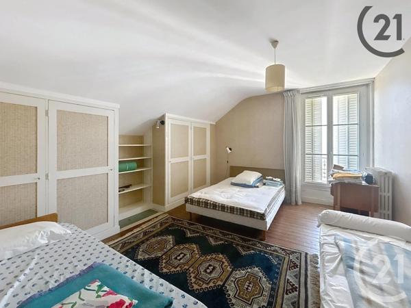 Maison à vendre  14 pièces - 275,52 m 2   AVON  - 77
