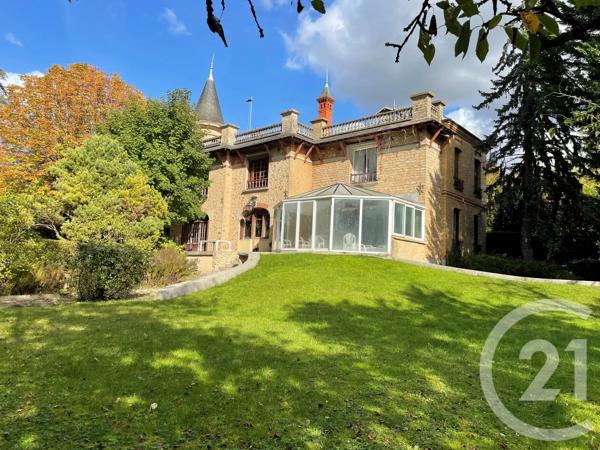 Maison à vendre  14 pièces - 275,52 m 2   AVON  - 77