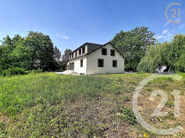 Maison à vendre  14 pièces - 275,52 m 2   AVON  - 77