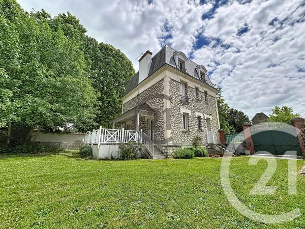 Maison à vendre  14 pièces - 275,52 m 2   AVON  - 77
