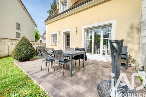 Maison à vendre 5 pièces 200 m² Ormesson-sur-Marne