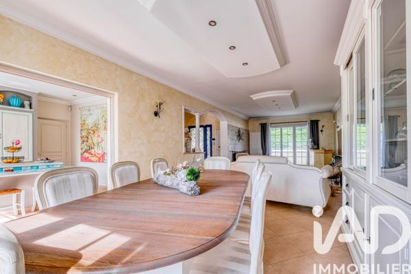 Maison à vendre 5 pièces 200 m² Ormesson-sur-Marne