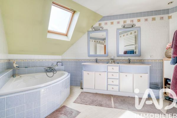 Maison à vendre 5 pièces 200 m² Ormesson-sur-Marne