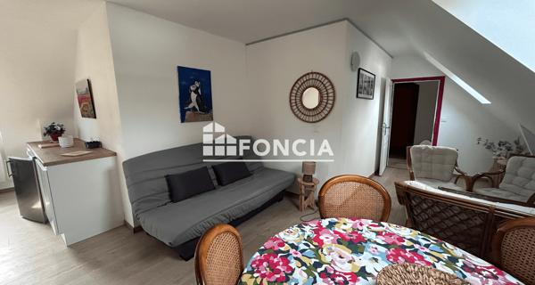 Location Studio meublé 25.3 m² - Ploeren 56880