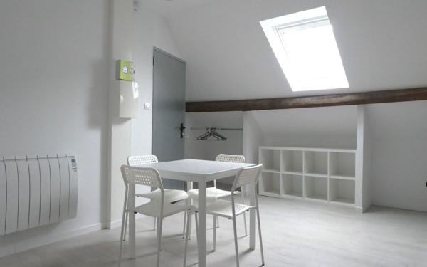 Appartement à louer    1 pièce •  Le Creusot