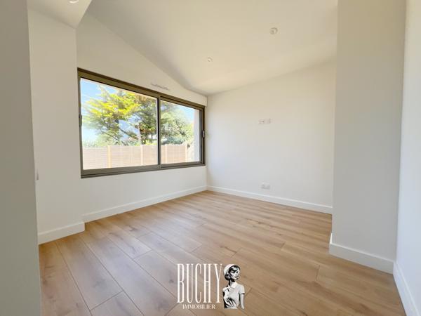 Maison 5 pièce(s) 4 chambre(s) 143 m²