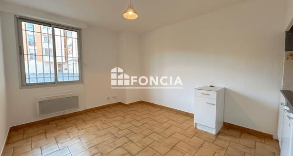 Location Studio 19.25 m² - Carpentras 84200