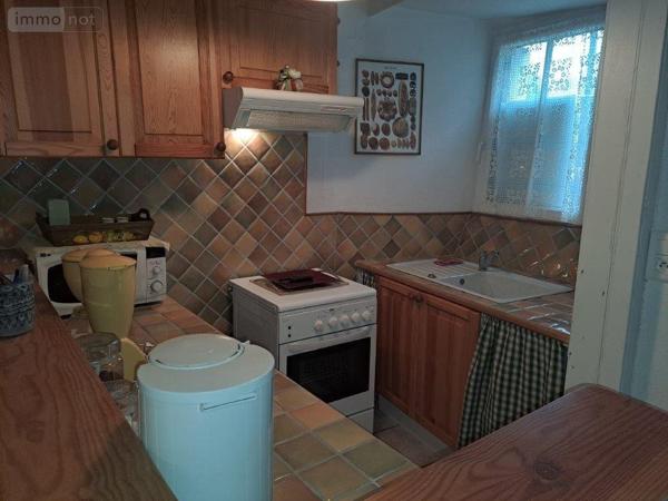 Immeuble à vendre à Pierrefort dans le Cantal (15230), ref : 044/1080