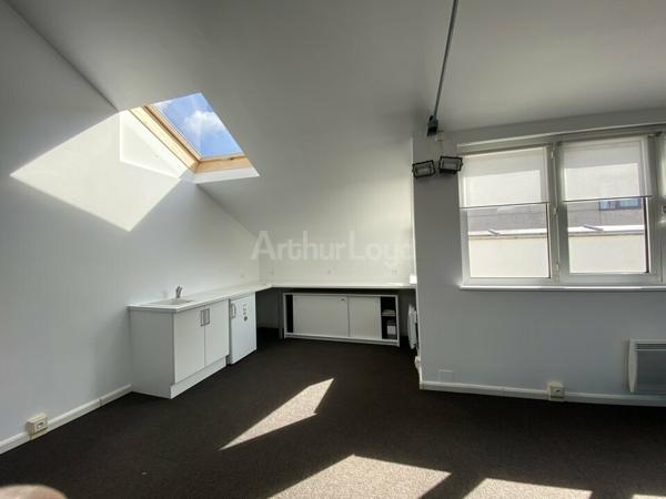 BUREAUX à LOUER de 223 m²