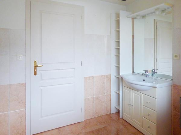 Plain-pied au calme, dans le centre ville