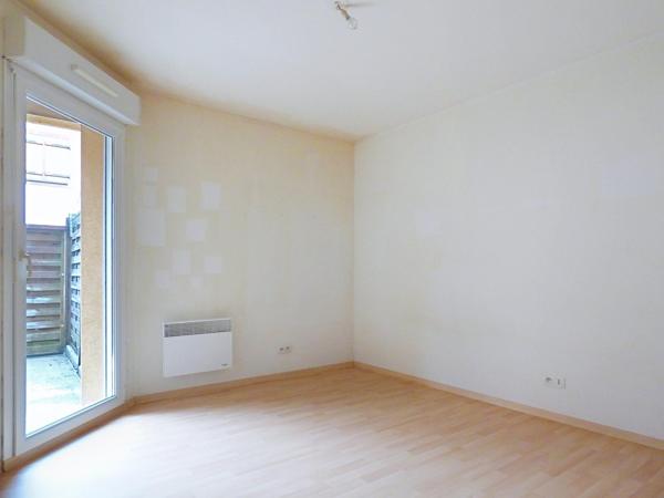 Plain-pied au calme, dans le centre ville