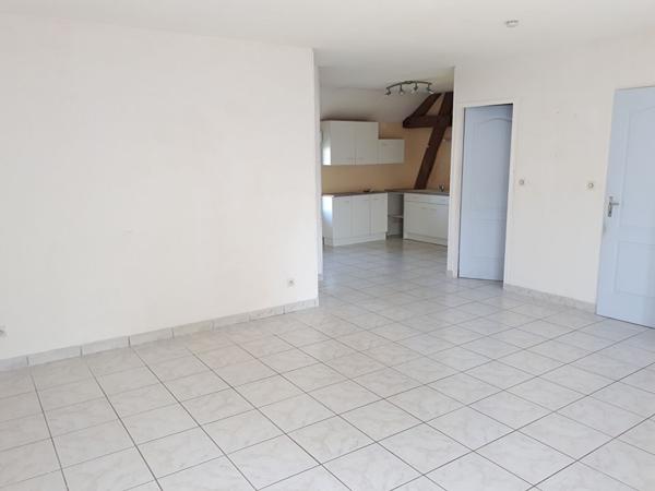 Type 2 de 50 m²  Notre Dame d'oé. Idéal investisseur ou 1er achat. Faibles charges