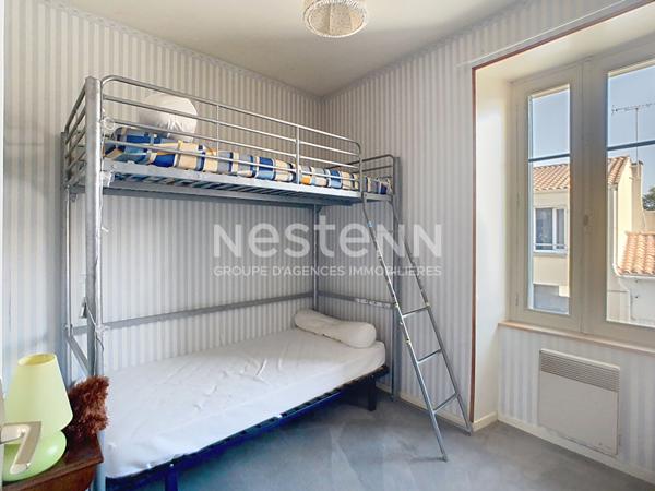 A VENDRE Maison de plus de 160m² habitables, garage, jardin située à Champagne Les Marais, 30 minutes de La Rochelle et 20 minutes des plages