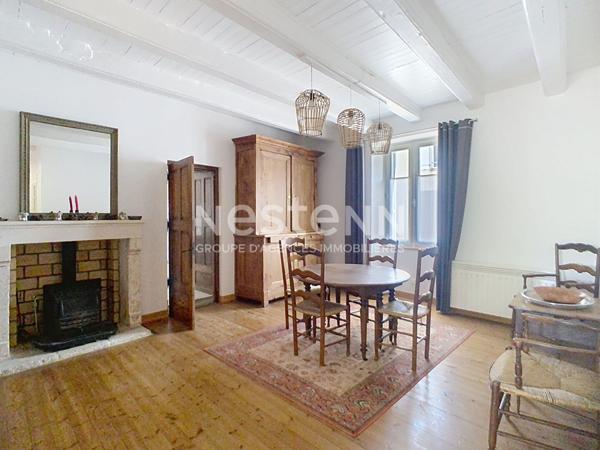 A VENDRE Maison de plus de 160m² habitables, garage, jardin située à Champagne Les Marais, 30 minutes de La Rochelle et 20 minutes des plages