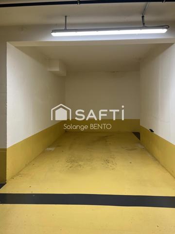 INVESTISSEUR - PARKING à Courbevoie