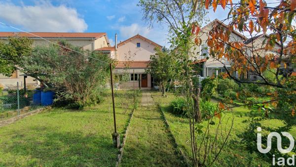 Maison à vendre 5 pièces 88 m² Puy-Guillaume