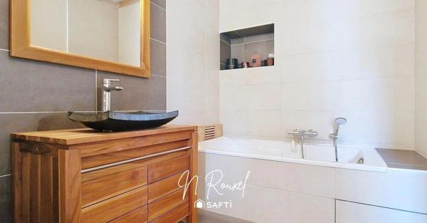 Maison 150m2, 5 chambres, 3 salles d'eau, terrain 383m2