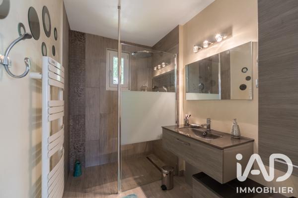 Maison à vendre 5 pièces 126,83 m² Tourrettes