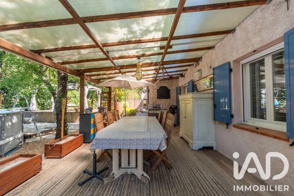Maison à vendre 5 pièces 126,83 m² Tourrettes