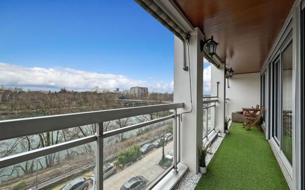 Appartement à vendre    5 pièces • 117,54 m2 Caluire-et-Cuire