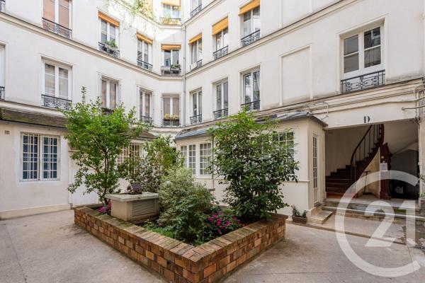 Appartement F2 à vendre  2 pièces - 43,74 m2 PARIS - 75011