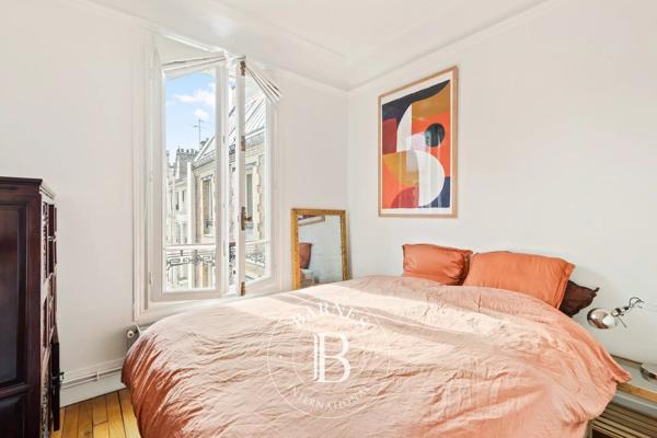 Paris 9ème, Appartement 1 Chambre -  59 m² à vendre
