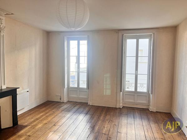 Location appartement Saintes : 740 € - AJP Immobilier Saintes