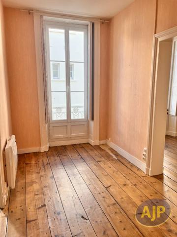 Location appartement Saintes : 740 € - AJP Immobilier Saintes