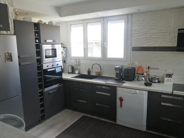 Maison Plain pied Romans 82 m² avec dépendance